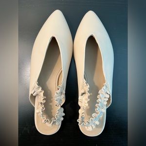 Anthropologie Jemma Ruffled Slingback Flats - never worn!